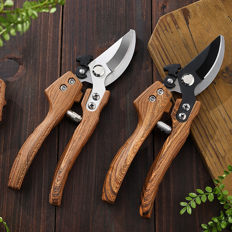 Gartenschere – ergonomische Astschere für Baumschnitt, kraftsparend, SK5 Stahl, scharf & langlebig